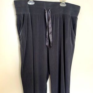 Victoria’s Secret Ribbed Jogger